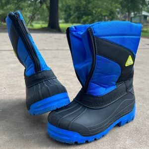 Aleader kids snow boots SIZE 1